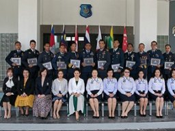 ภาพกิจกรรมปี 2566 - พิธีปิดการศึกษาหลักสูตรภาษาไทยสำหรับนายทหารต่างประเทศ รุ่นที่ ๔๓ (22 ก.ย.66)